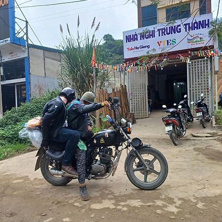 Yolo Ha Giang Adventures, Motorbike And Loop Tours 호텔 외부 사진