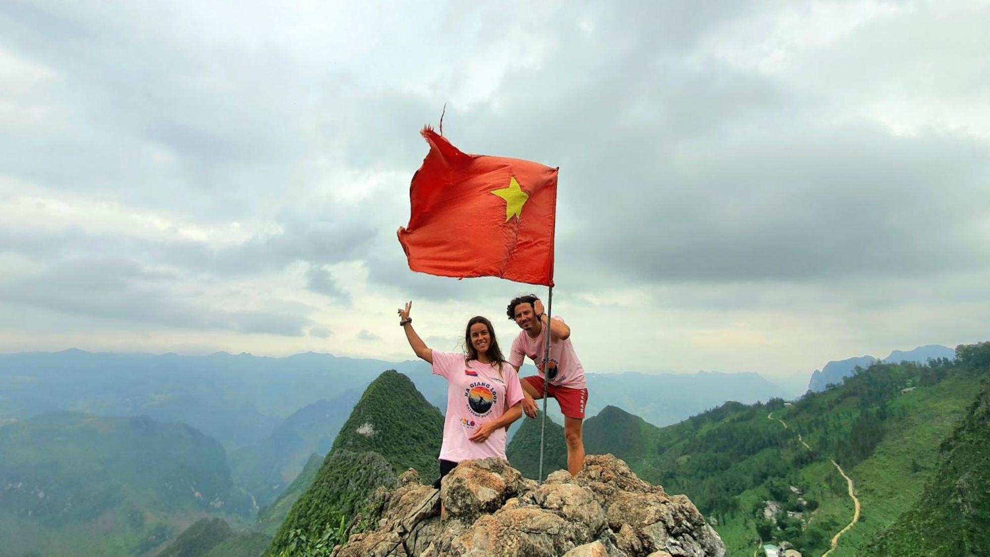 Yolo Ha Giang Adventures, Motorbike And Loop Tours 호텔 외부 사진